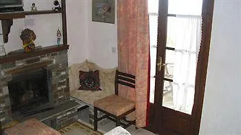 Georgie * Tsagkarada